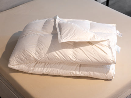 1A 100% Poolse Ganzendonzen Dekbed 4-Seizoenen – Gold | Natuurlijk, Rijk Gevuld & Comfortabel Luxe