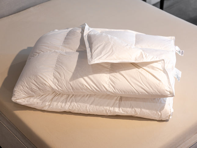 1A 100% Poolse Ganzendonzen Dekbed 4-Seizoenen – Gold | Natuurlijk, Rijk Gevuld & Comfortabel Luxe