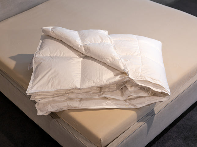 1A 100% Poolse Ganzendonzen Dekbed 4-Seizoenen – Gold | Natuurlijk, Rijk Gevuld & Comfortabel Luxe