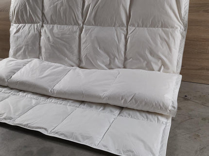 Silver 4-Seizoenendekbed | Zachte 100% katoenen donsbatist gevuld met 1A 100% Duitse Premium Eendendons